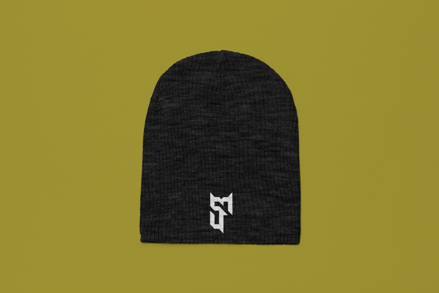 Siska Finuccsi street beanie